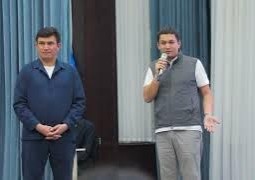 Туман ҳокимининг тадбиркорлар иштирокидаги ёшлар билан учрашуви