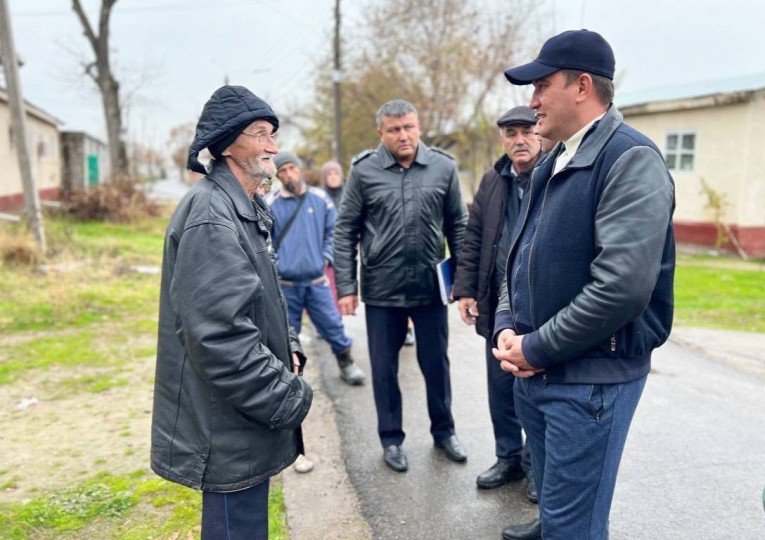 Бугун туман ҳокими ва сектор раҳбарлари 