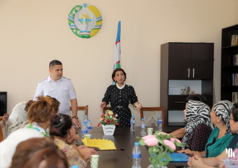 Хotin-qizlarni turli tazyiq va zo'ravonliklardan himoya qilish mavzusiga bag'ishlangan davra suhbati bo'lib o'tdi