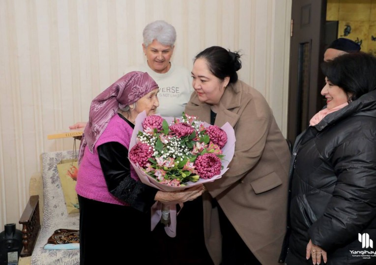 90 yoshni qarshilagan Galiya Gabbosovna holidan xabar olindi