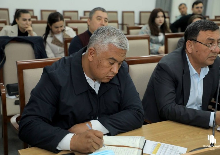 Халқ депутатлари Янгиҳаёт тумани Кенгашининг Иккинчи чақириқ ўнинчи сессияси бўлиб ўтди.