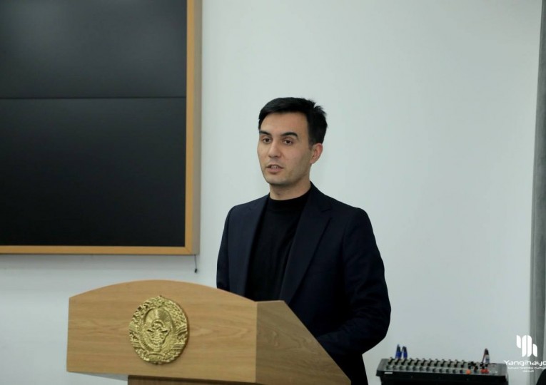 Халқ депутатлари Янгиҳаёт тумани Кенгашининг Иккинчи чақириқ ўнинчи сессияси бўлиб ўтди.