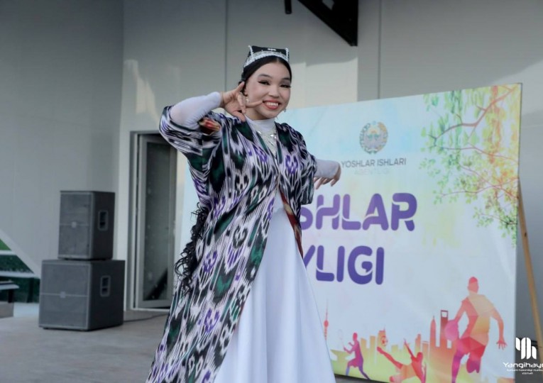 “Yangihayot yoshlarni sevadi” konsert dasturi bo‘lib o‘tdi