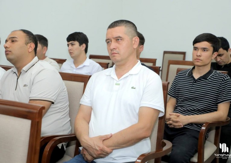 Навбатдаги “Жаҳолатга қарши маърифат” тадбири туман ҳокимлигида бўлиб ўтди
