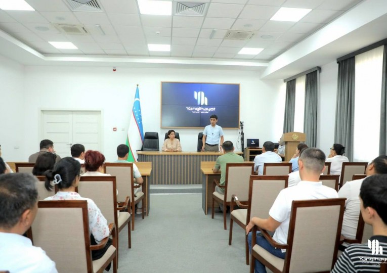 Навбатдаги “Жаҳолатга қарши маърифат” тадбири туман ҳокимлигида бўлиб ўтди