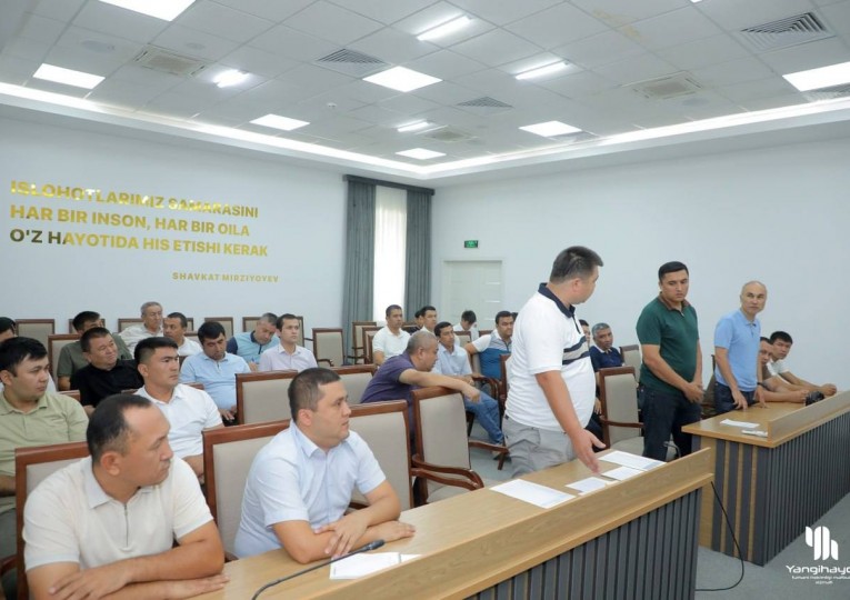 Ҳоким ёрдамчиларининг фаолияти таҳлил қилинди