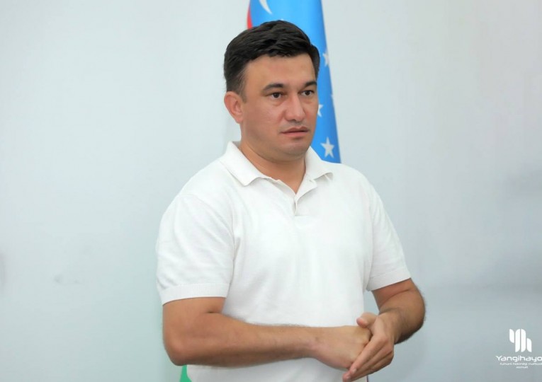  Председателям махаллей вручены служебные удостоверения