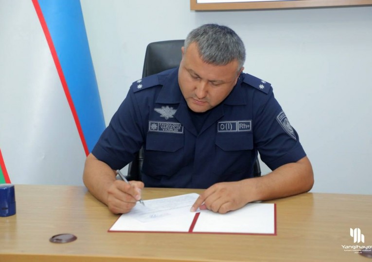 Bugun tuman hokimligi binosida...