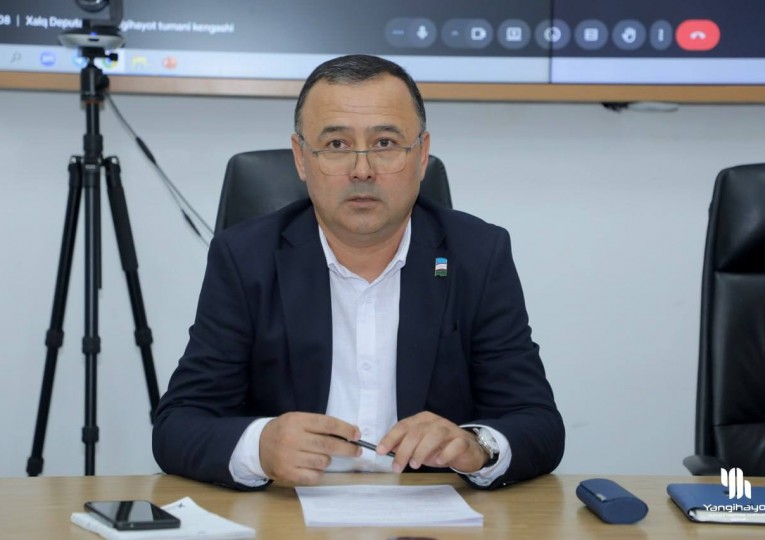Халқ депутатлари Янгиҳаёт тумани Кенгашининг Иккинчи чақириқ ўн олтинчи сессияси бўлиб ўтди.